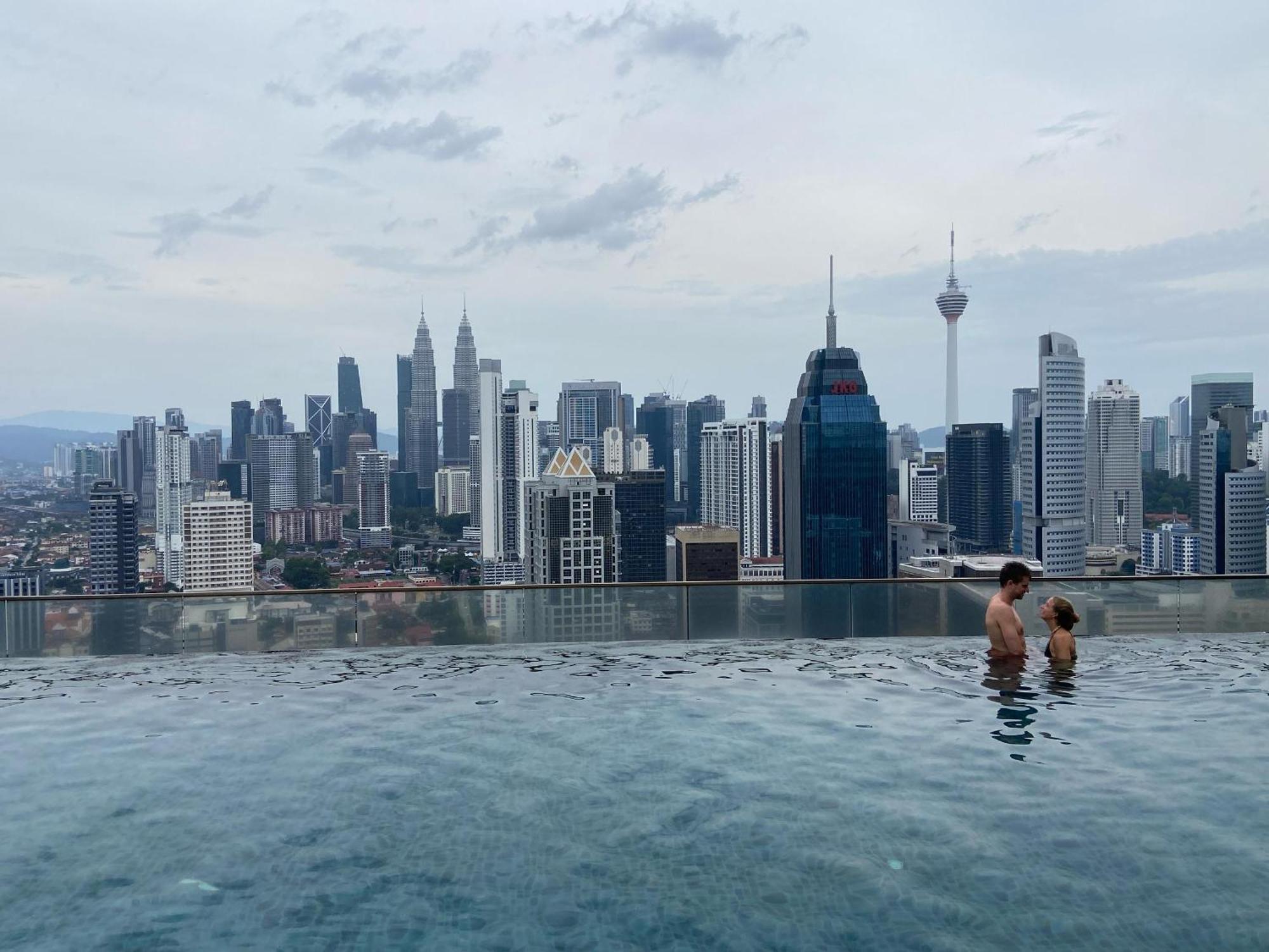 Skypool Kl Free Infinity Pool Over Kuala Lumpur Zewnętrze zdjęcie